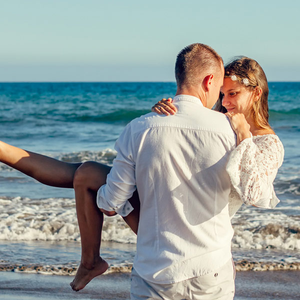 Trouwen op het strand als onvergetelijk moment