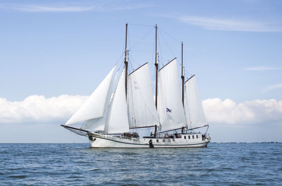 Frisian Sailing Company
